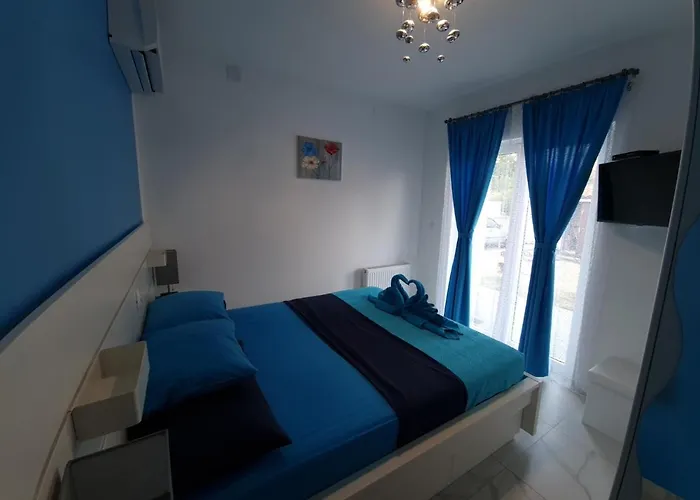 Tj Apartment